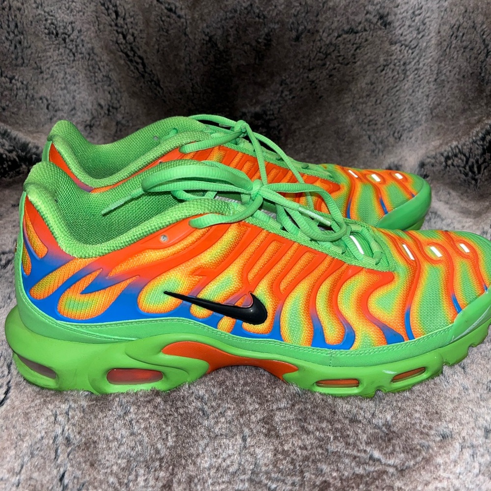 Supreme x Air Max Plus TN 'Mean Green'